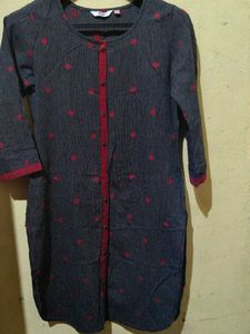 Black And Red Max Kurthi