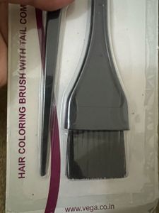Vega Hair Color Brush &amp; Comb