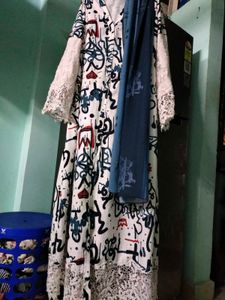 white printed abaya