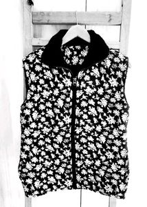 Floral Print woolen Vest size-36