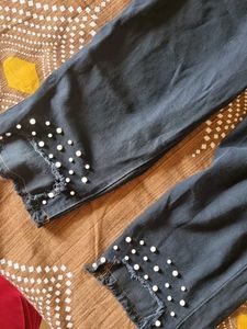 Stylish Black Jeans