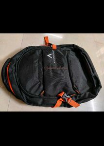 Aristocrat Laptop Bag 32L New With Tag, Rain Cover