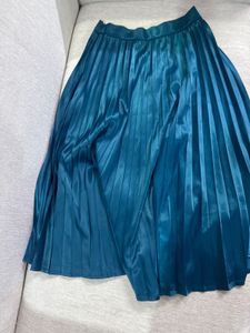 Satin midi Pleated Skirt