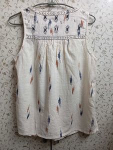 L.B Women&#39;s Embroidered Top