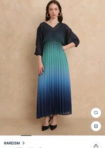 Rareism brand Elegant Ombre Pleated Maxi Dress