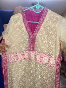 Elegant White Embroidered Kurta