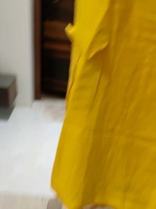 Yellow Sleeveless Casual Dress