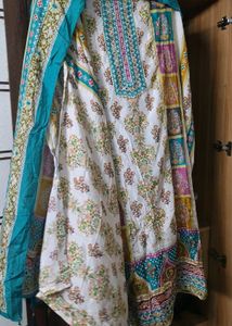 🔥Sale🔥 MUSLIN MATERIAL (FREE KASHMIRI PEHRAN)