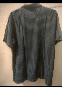 US POLO ASSN shirt 👕 Chest 42Inch Length 28 Inch