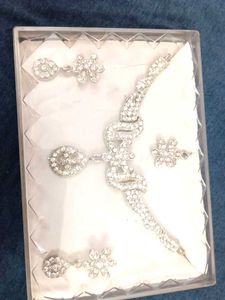 Sparkling Jewelry Set