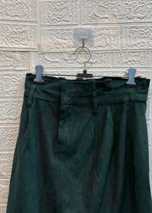 🇹🇷 Bershka Imported Velvet Skirt