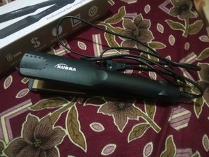 KUBRA Hair Straightener - Professional Styling Too