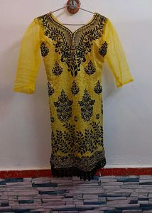 Beautiful Yellow Kurta - Excellent Condition
