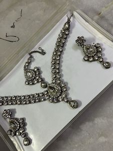 Silver Jewellery Set
