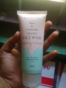 Glamveda Facewash For Glassy Skin