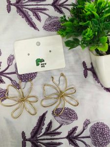 Floral Wire Earrings