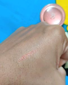 Loose Eye Shadow Pink 💗