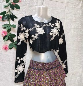 Size Extra Small 🎁Buy 2 Get 1 Free 🎁 Crochet Top