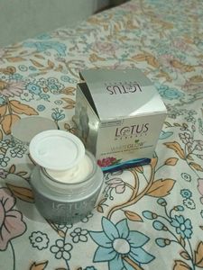 Lotus Night Cream