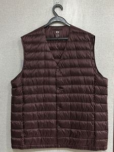 UNIQLO BUTTON DOWN JACKET