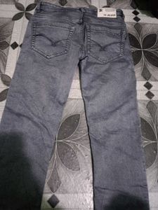 Stylish Gray Denim Jeans