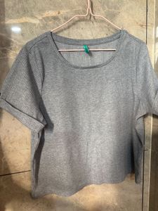 Gray Ribbed Short Sleeve Top