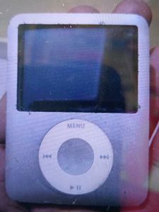 Apple Ipod 4 GB