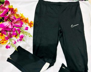 🇳🇿💗💫 Black Colour Nike Track Pents Xl Size