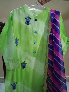 Kurti With Dupatta