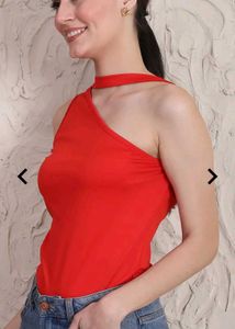 Chic Red Cutout Tank Top