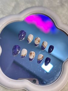 Sparkling Press-On Nails