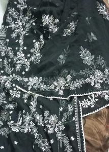 Kurti🖤