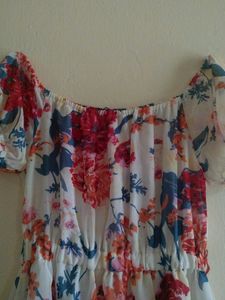Women Off-white Printed A Line Dress, Includes Belt And Elastic At Waist ..Size:- M