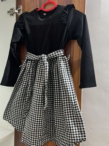 Cute Black &amp; White Girls Dress