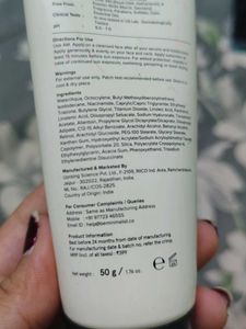 Minimalist Sunscreen SPF 50 With Niacinamide