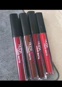 💄HUDA Beauty Lipstick 💋