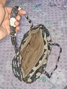 Black White Flora Handbag