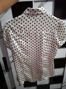 Polka Dot White Top🤍🤍🤍