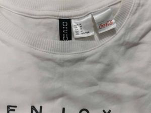 H&amp;M Coco Cola Tshirt