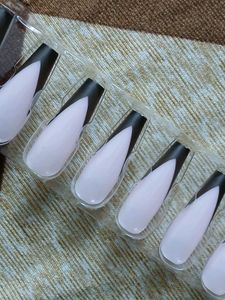 Press On-Nails