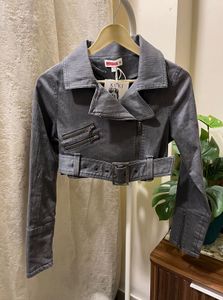 Stylish Gray Cropped Jacket