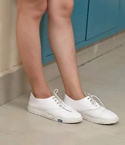 Trendy White Shoes For Girl