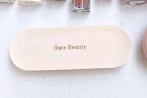 🤯Price Dropped 🎊Rare Beauty Eyeshadow Pallete