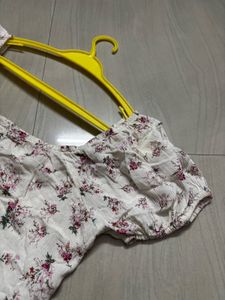 Off Label Crop Floral Top