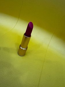 Estee Lauder Lipstick