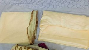 Elegant Cream &amp; Gold Embellished Gown Sets 3 Peace