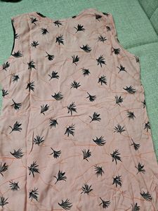 Without Sleeves Pink Top