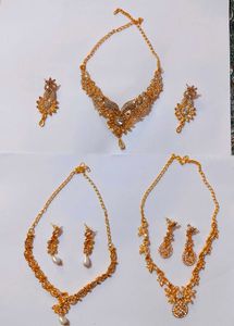 Beautiful Gold Plated 3 Neck Pieces With Earrings