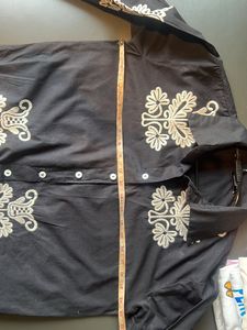Black Shirt With Embroidery