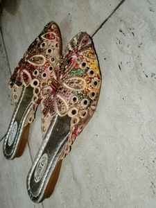 Punjabi Jutti In Good Condition